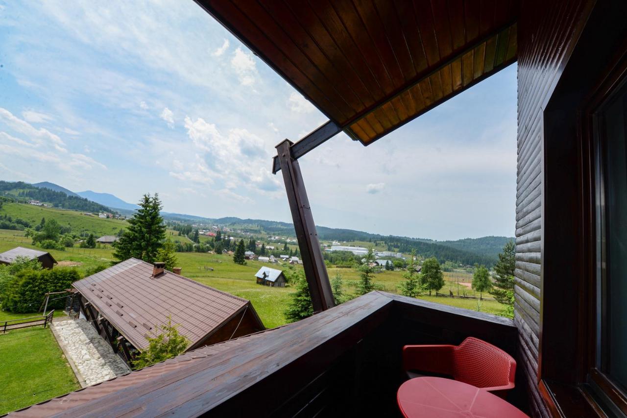 Pensiunea La Bella Vista Poiana Negrii Kültér fotó