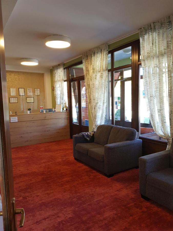 Pensiunea La Bella Vista Poiana Negrii Kültér fotó