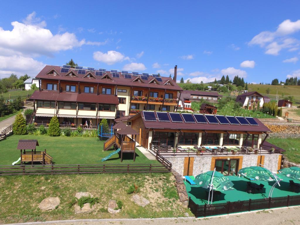 Pensiunea La Bella Vista Poiana Negrii Kültér fotó